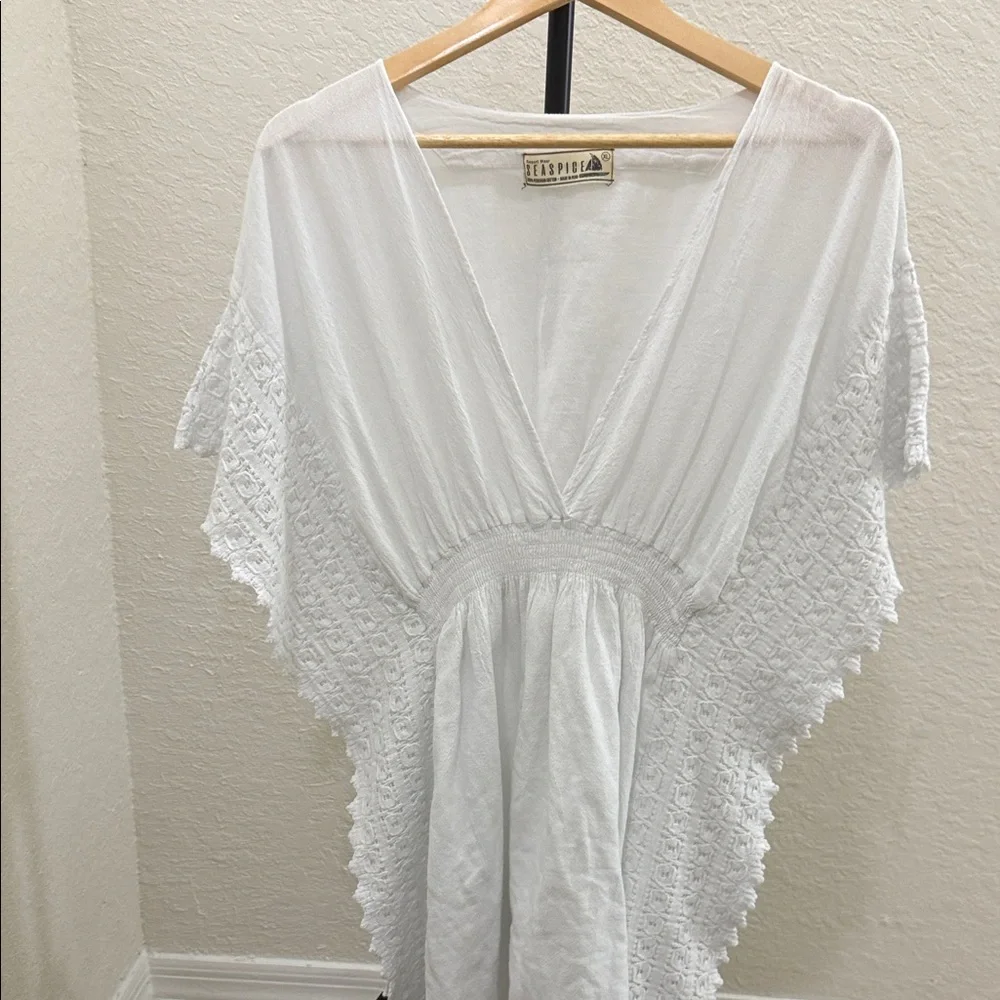 Elegant White Women's Swim Cover-Up - Picture 6 of 6